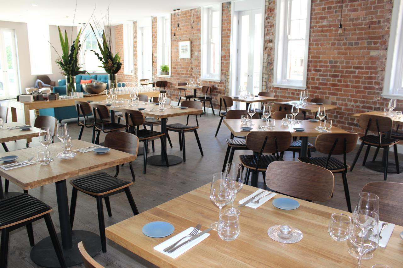 The Crown & Anchor Hotel Newcastle Extérieur photo