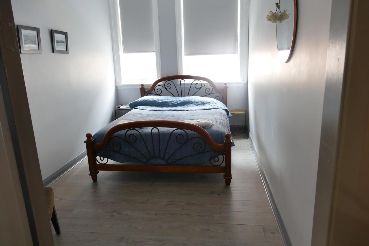 The Crown & Anchor Hotel Newcastle Extérieur photo